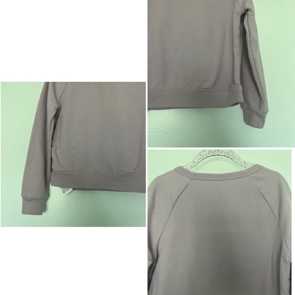 DISNEY FROZEN LONG SLEEVE SEQUINS Pullover Top Size XS - Picture 16 of 16